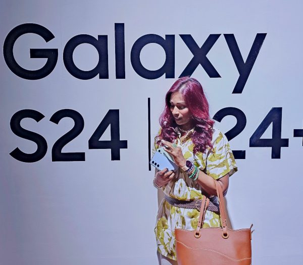 Samsung Galaxy S24 Series with Enhanced AI Features