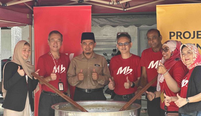MarryBrown Delivers Bubur Lambuk This Ramadan Season