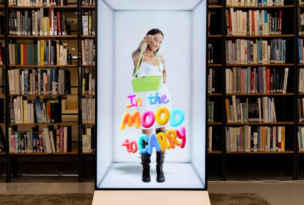 Samsung Unveils Glasses-Free 3D “Spatial Signage” at ISE 2026