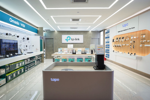 TP-Link Opens First Flagship Store in Malaysia at Mid Valley Megamall