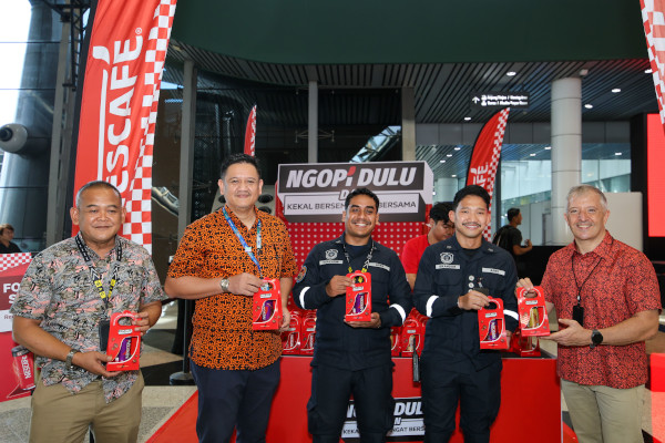 NESCAFÉ Powers Up KLIA Frontliners With “Ngopi Dulu, Kekal Bersemangat Bersama” Campaign for Labour Day